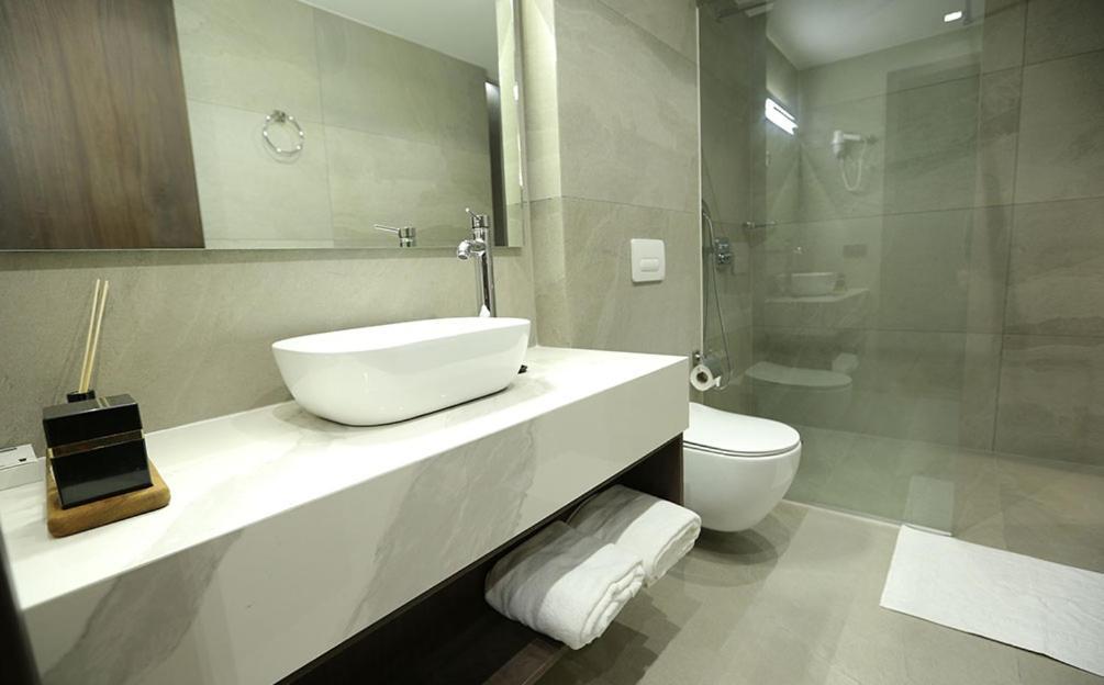Astoria Luxury & Spa Gjilan 外观 照片